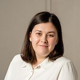 Елена Спеценко