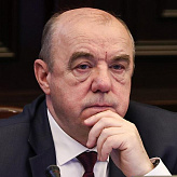 Виктор Назаренко