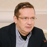 Илья Коршунов